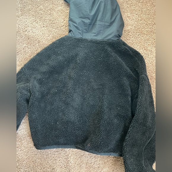 Nike jacket - Picture 2 of 3